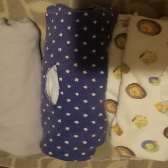 6 Sm-Med Swaddle Me's (Major Deal) - Picture 5 of 6